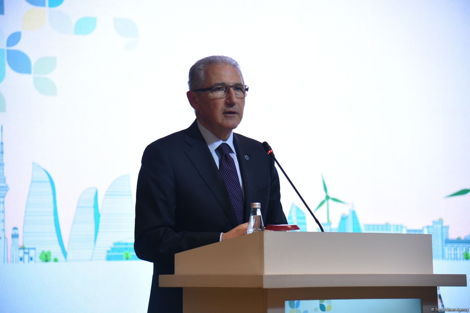 Azerbaijan speeds up green transport, smart city transition, COP29 President says