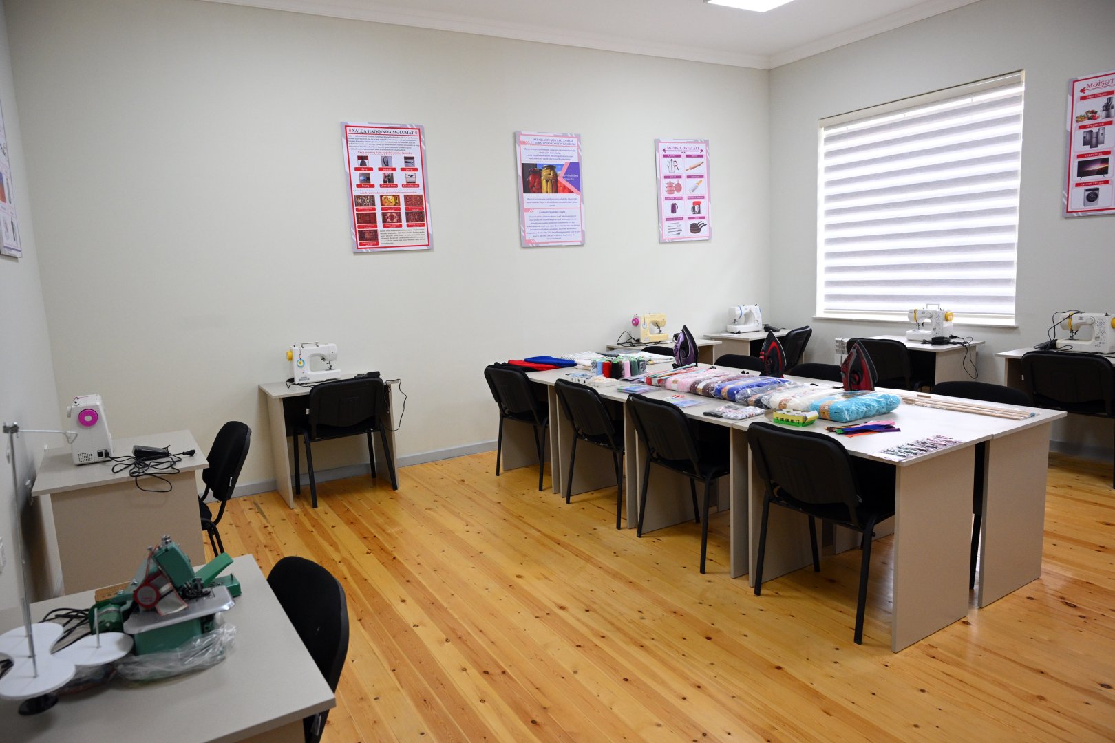 Azerbaijan commissions new school building in Baku's Khazar district (PHOTO)