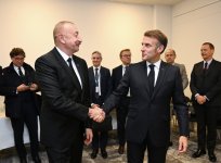 President Ilham Aliyev meets President Emmanuel Macron in Copenhagen (PHOTO)
