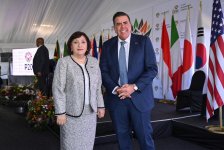 Azerbaijani parliament speaker holds several meetings in South Africa (PHOTO)