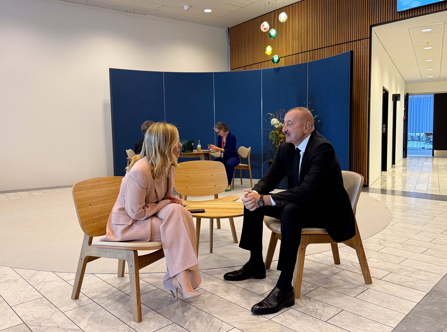 President Ilham Aliyev meets PM Giorgia Meloni in Copenhagen (PHOTO)