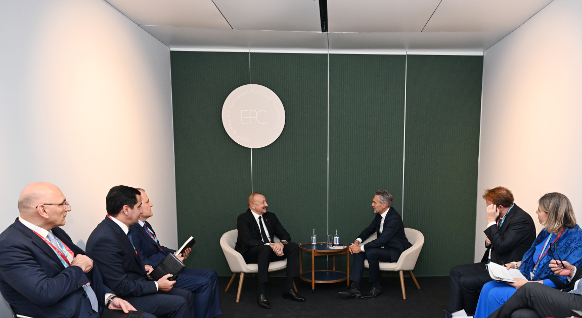 President Ilham Aliyev meets with Prime Minister of Netherlands in Copenhagen (PHOTO/VIDEO)