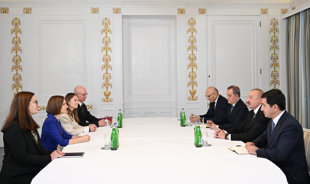President Ilham Aliyev meets with Moldovan President in Copenhagen (PHOTO)