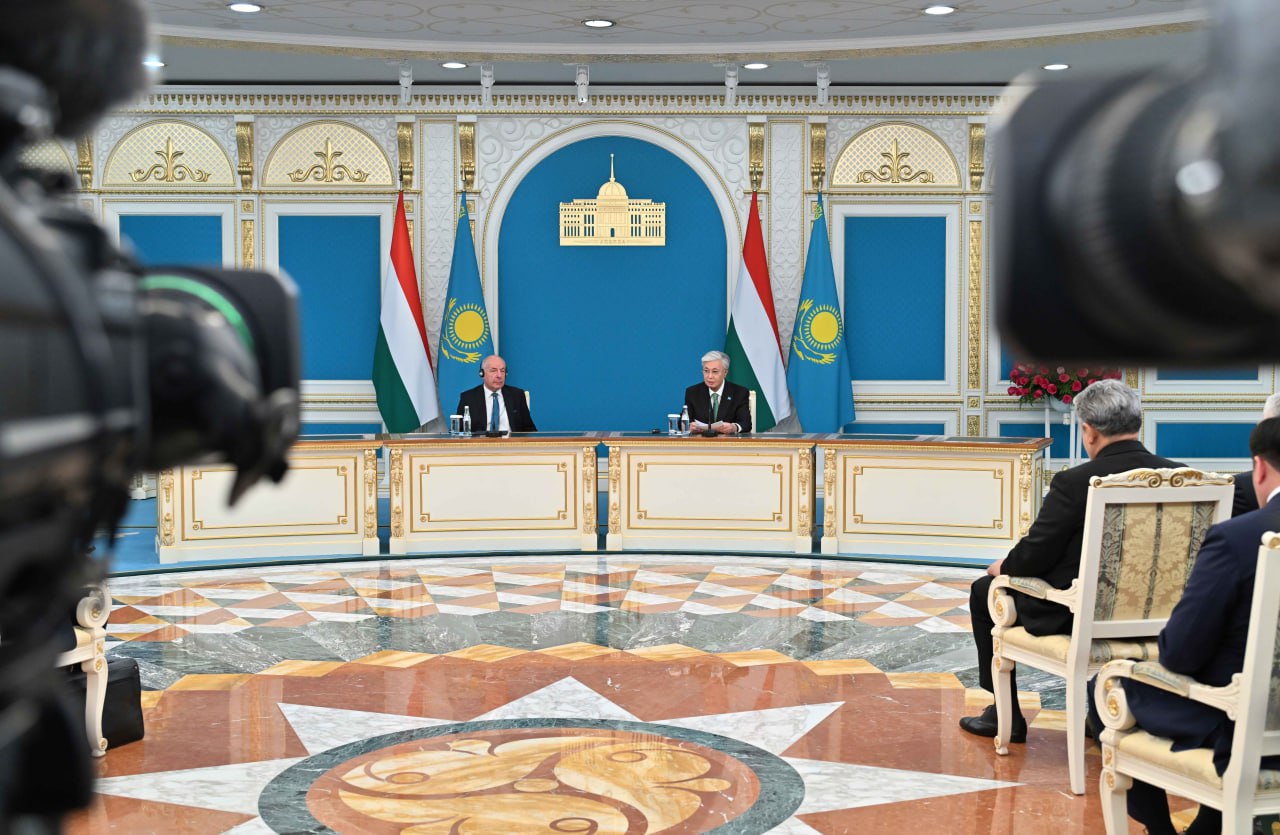 Kazakhstan, Hungary seek closer co-op in transport, finance, and AI