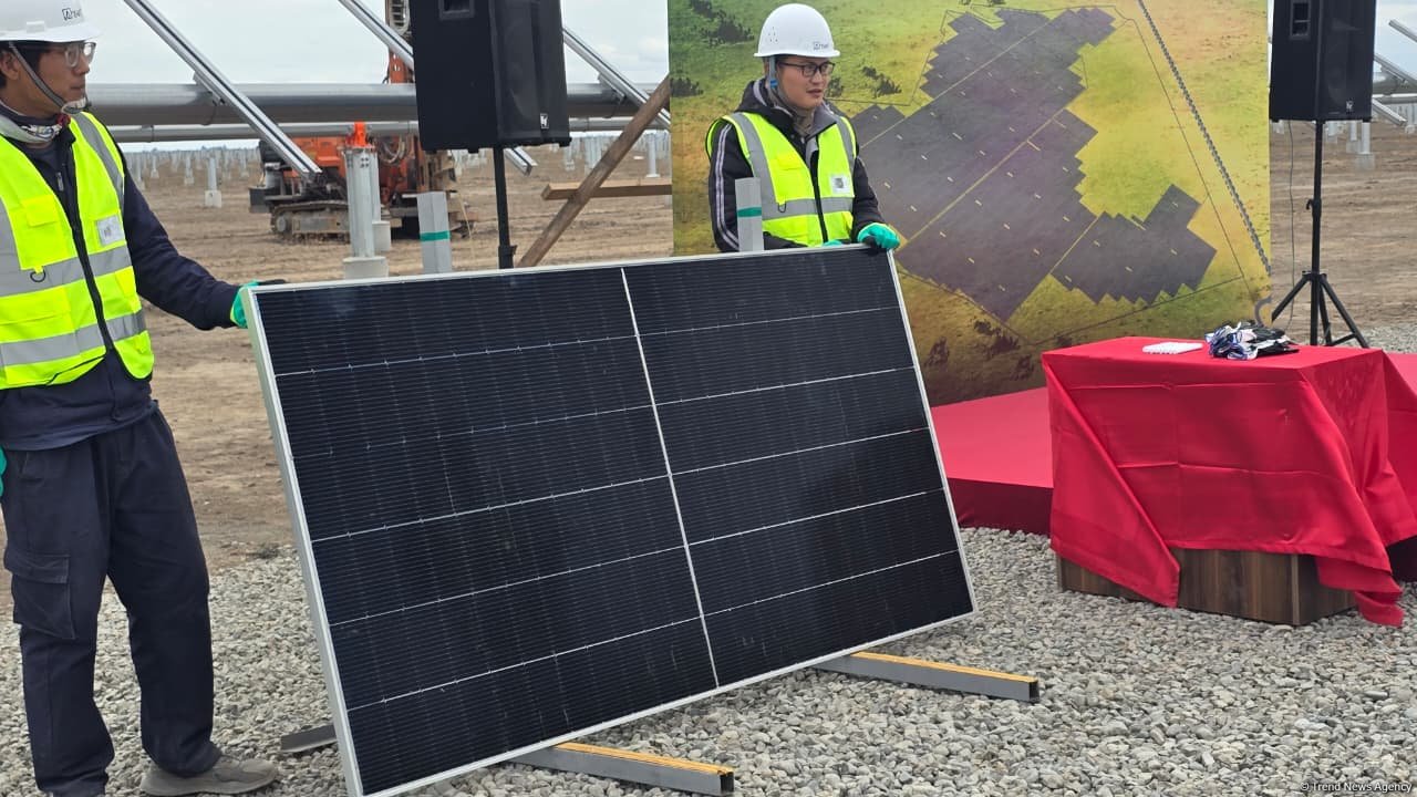 Azerbaijan marks major step in Bilasuvar SPP with first panel ceremony (PHOTO)