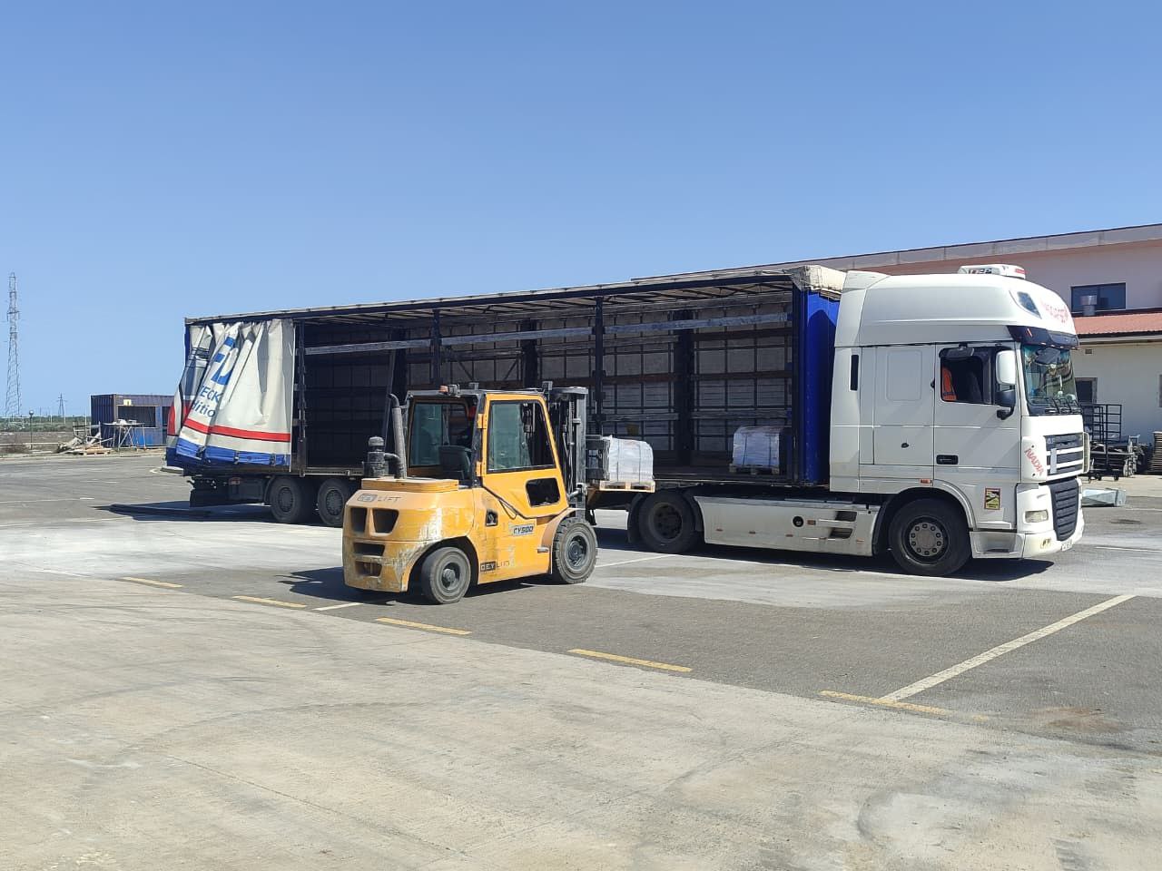 Azerbaijan hands over reins of its Neftchala Industrial District to businesses (PHOTO)