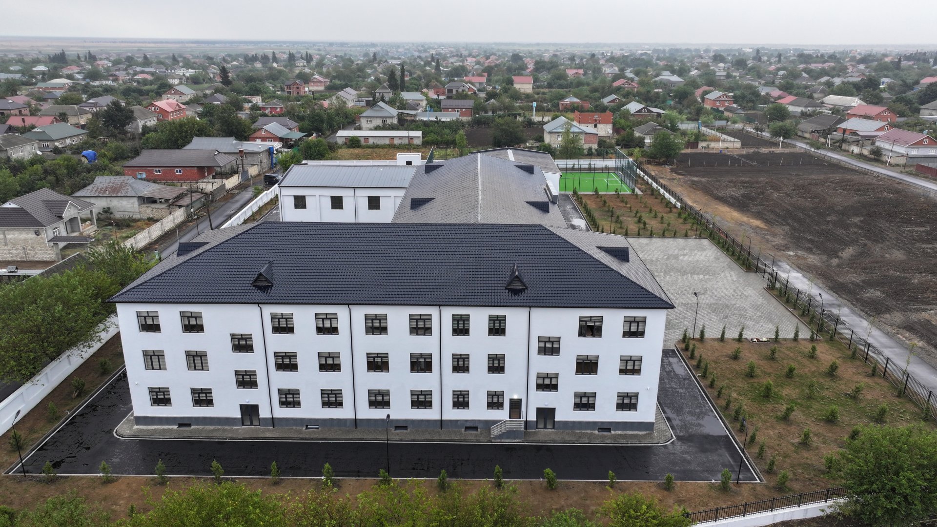Azerbaijan rolls out school built by Heydar Aliyev Foundation in its Jalilabad (PHOTO)