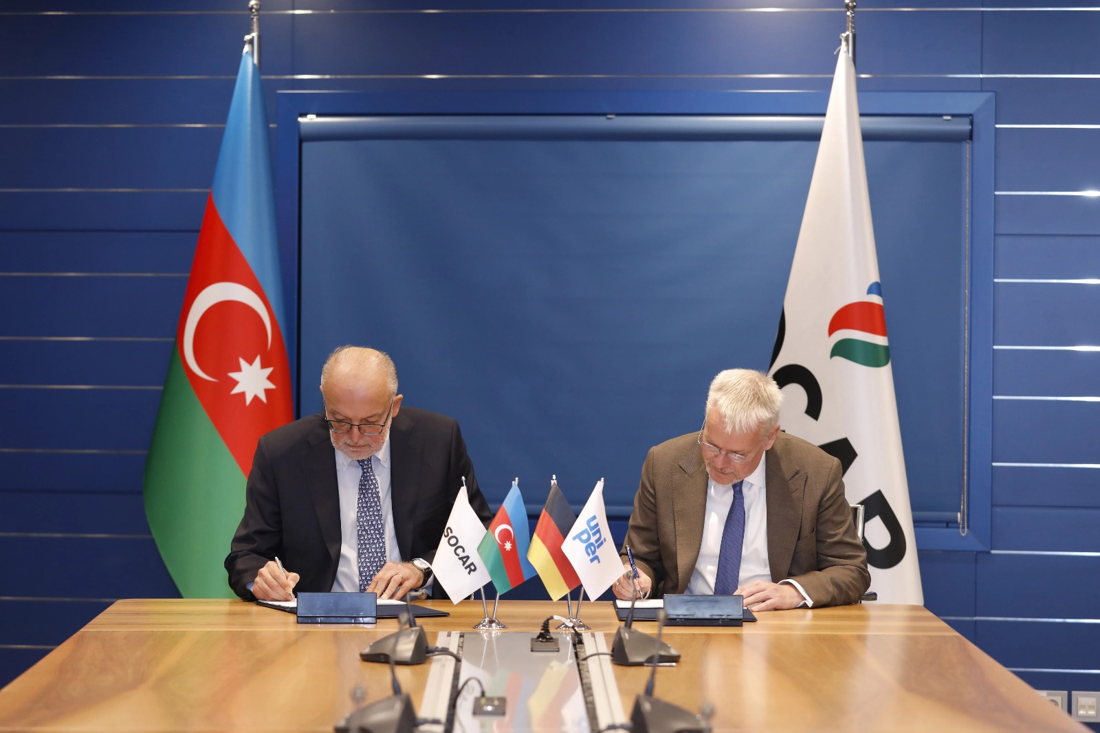 SOCAR, Germany's Uniper teaming up for strategic energy initiatives (PHOTO)
