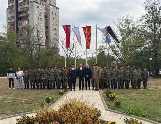 Bosnian defense minister reviews cadet education in North Macedonia (PHOTO)
