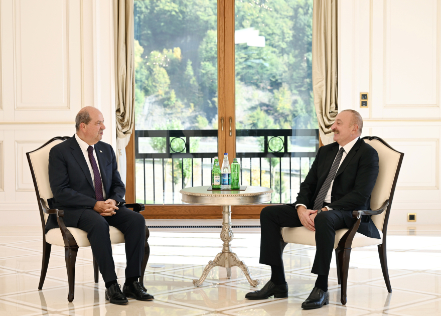 President Ilham Aliyev meets President of Turkish Republic of Northern Cyprus (PHOTO)