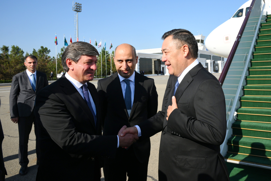 President of Kyrgyzstan arrives in Azerbaijan to attend OTS Summit (PHOTO)