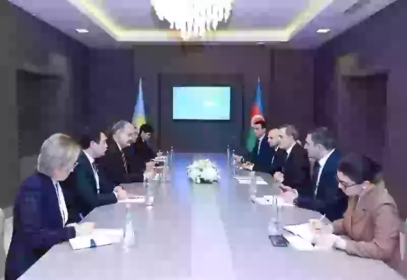 Azerbaijan, Kazakhstan discuss strategic partnership