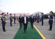 Hungarian PM concludes his visit to Azerbaijan (PHOTO)