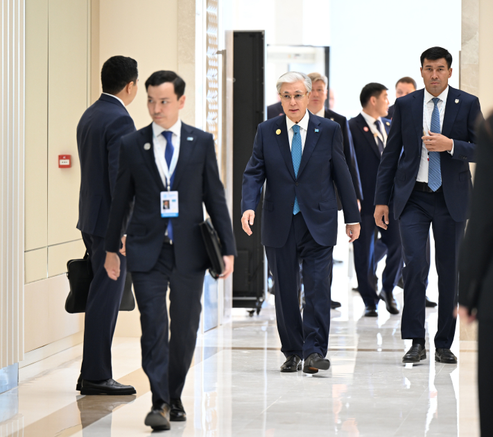 President Ilham Aliyev welcomes participants of 12th Summit of Council of OTS Heads of State (PHOTO)