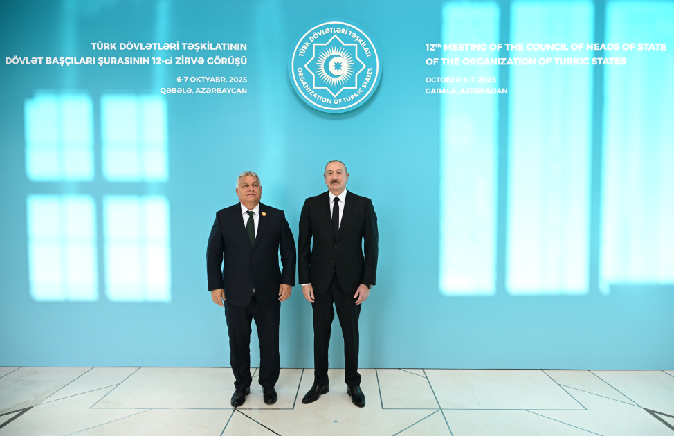 President Ilham Aliyev welcomes participants of 12th Summit of Council of OTS Heads of State (PHOTO)