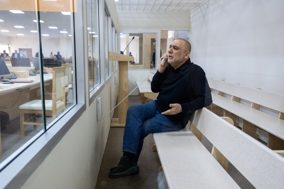 Victims' legal heirs and hurt persons aver at Ruben Vardanyan's trial in Azerbaijan (PHOTO)