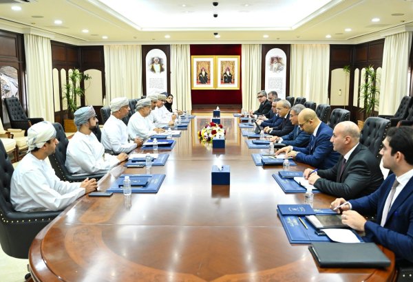 Azerbaijan, Oman assess opportunities for strengthening economic ties