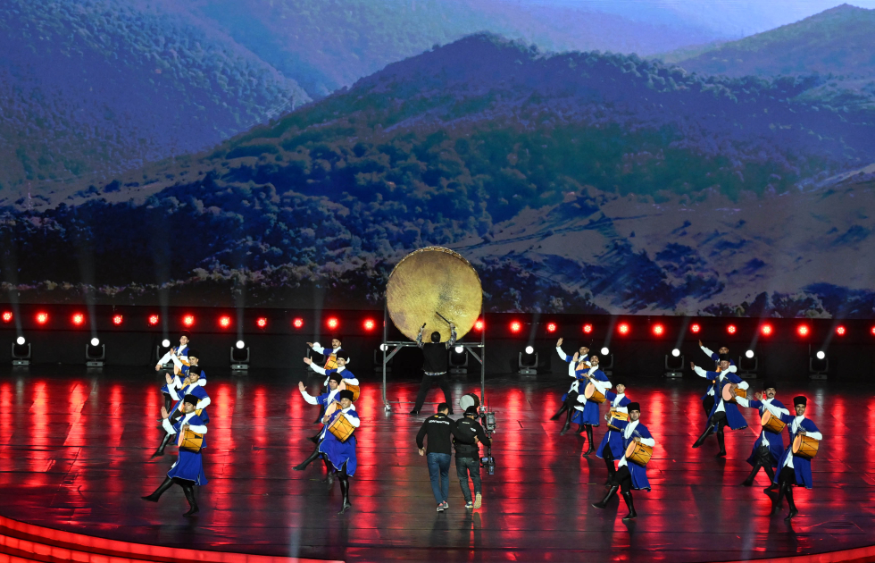Ganja hosts closing ceremony of 3rd CIS Games (PHOTO)