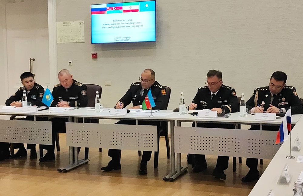 Azerbaijan’s top naval officer discusses Caspian security in Russian meeting (PHOTO)