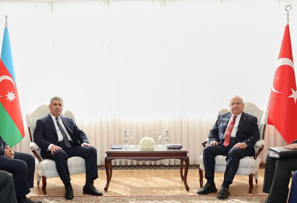 Turkish, Azerbaijani defense ministers meet in Ankara to forge long‑term peace (PHOTO)