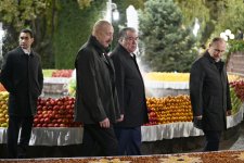 President Ilham Aliyev attends informal dinner for CIS Heads of State in Dushanbe (PHOTO/VIDEO)