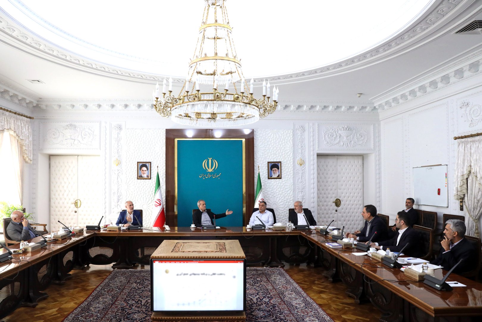 Tehran moves to accelerate oil, gas, and solar development plans