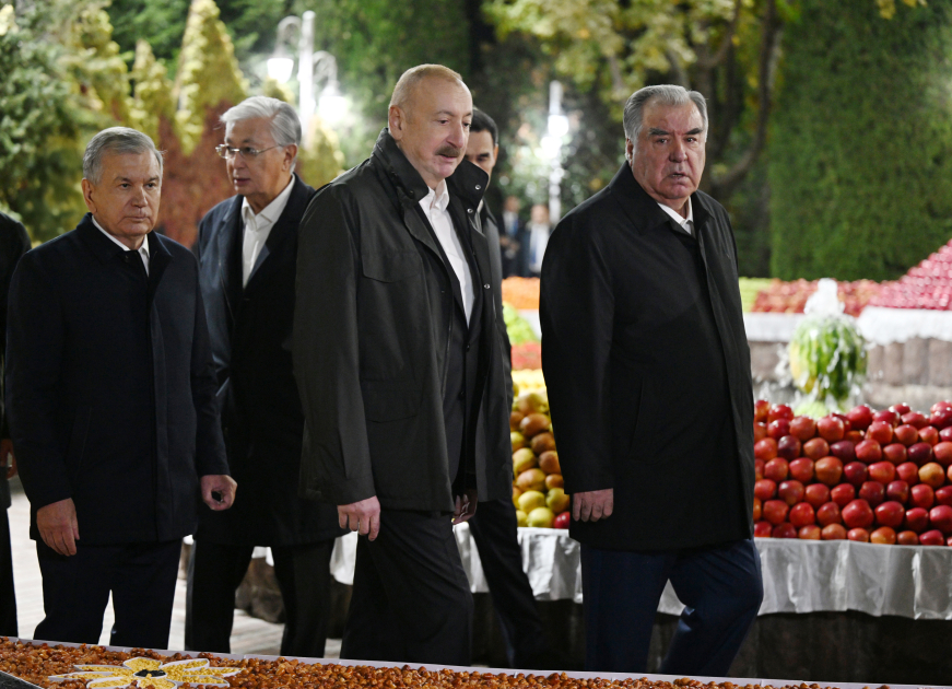 President Ilham Aliyev attends informal dinner for CIS Heads of State in Dushanbe (PHOTO/VIDEO)