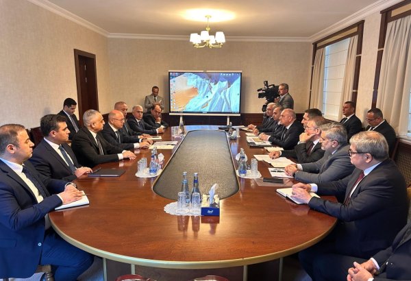 Azerbaijan discusses energy, export infrastructure development in its Nakhchivan (PHOTO)