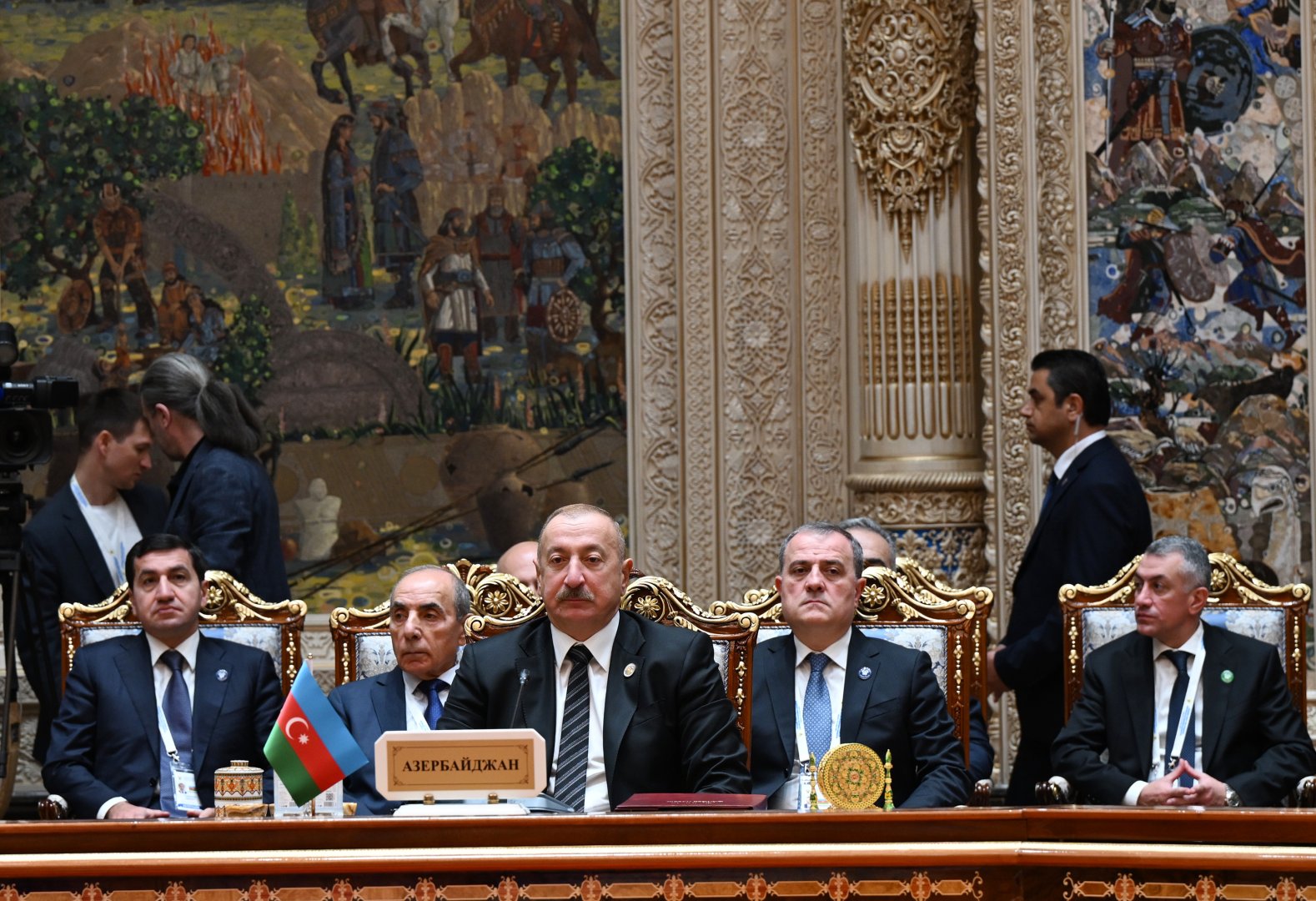 President Ilham Aliyev attends CIS Council of Heads of State meeting in expanded format (PHOTO/VIDEO)