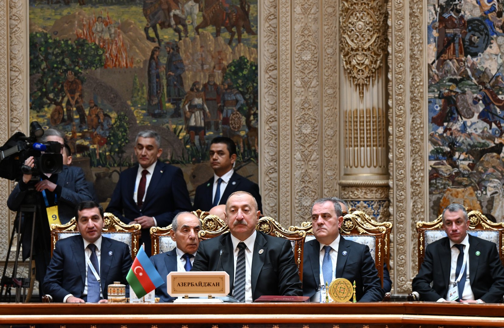 President Ilham Aliyev attends CIS Council of Heads of State meeting in expanded format (PHOTO/VIDEO)