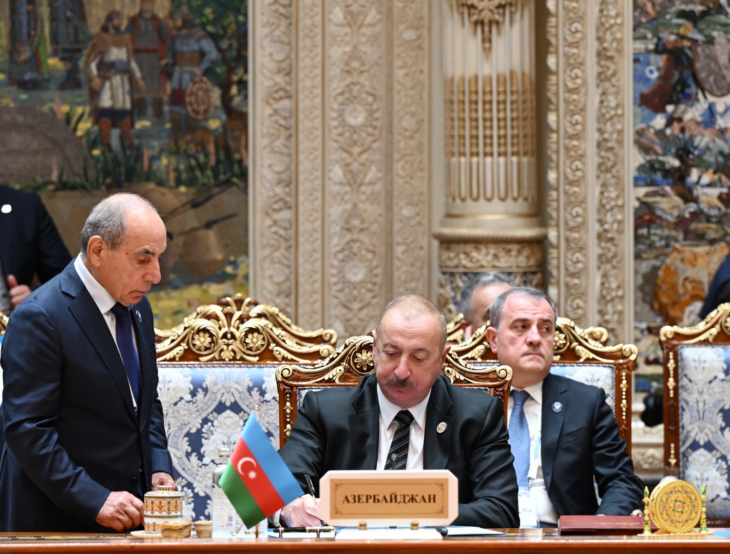 President Ilham Aliyev attends CIS Council of Heads of State meeting in expanded format (PHOTO/VIDEO)