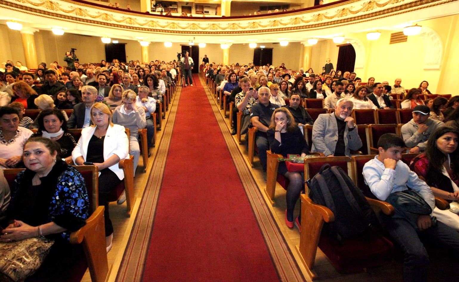 Estonia dives into rich rhythms of Azerbaijani music (PHOTO)