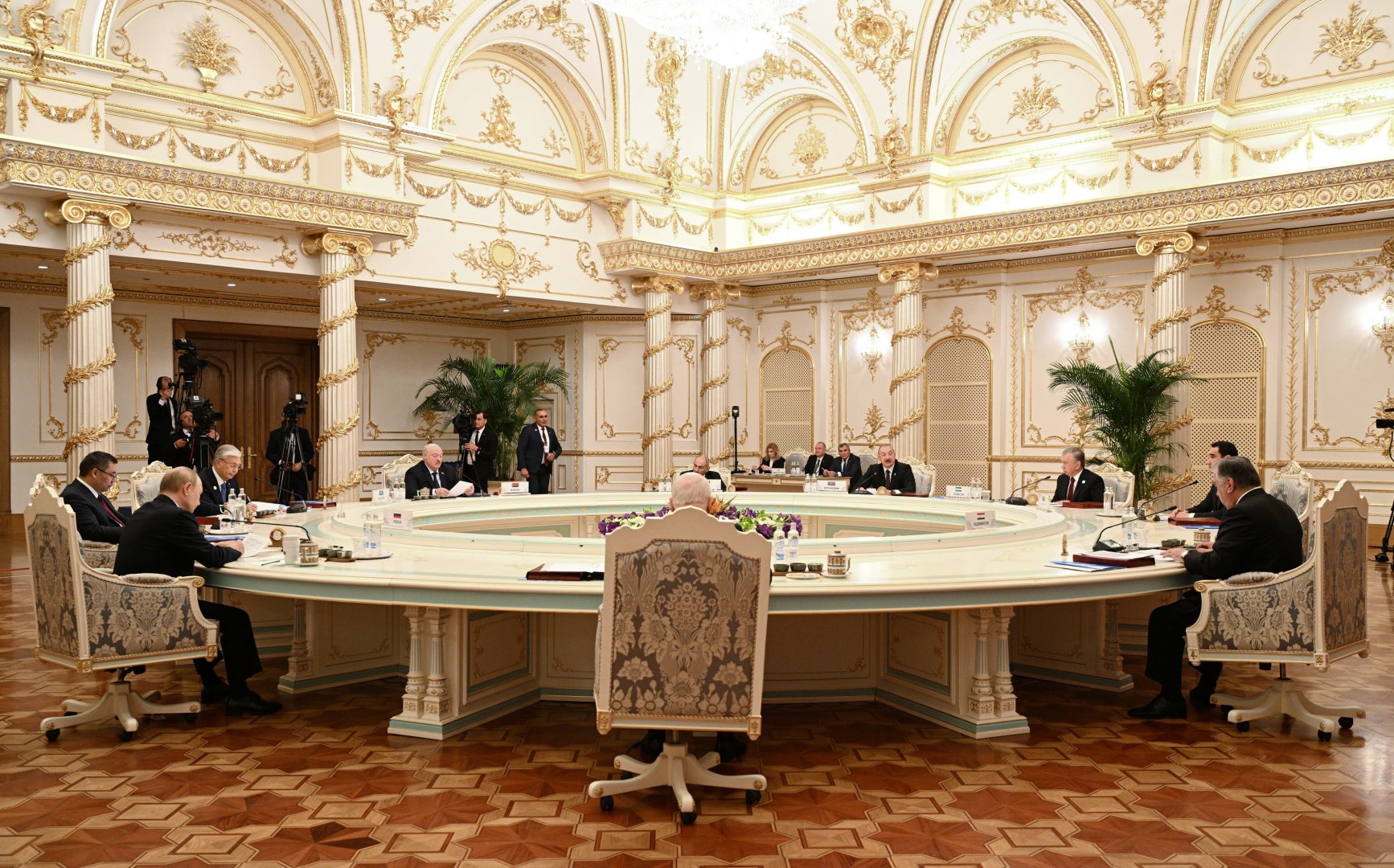 President Ilham Aliyev addresses CIS Heads of State Council meeting in limited format (PHOTO/VIDEO)