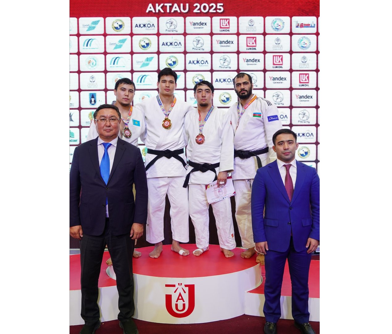 Azerbaijani judokas win 10 medals at international tournament (PHOTO)