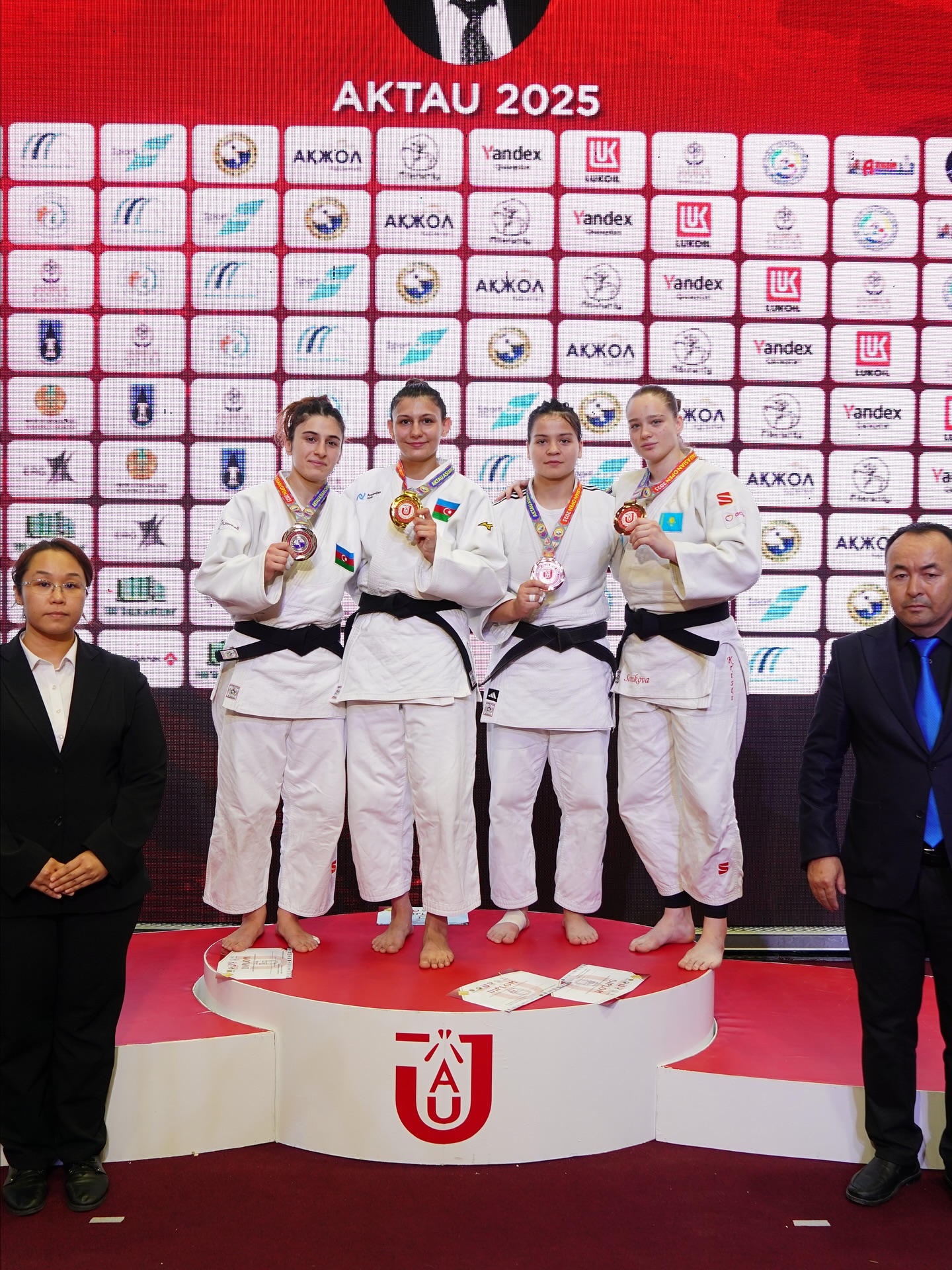 Azerbaijani judokas win 10 medals at international tournament (PHOTO)