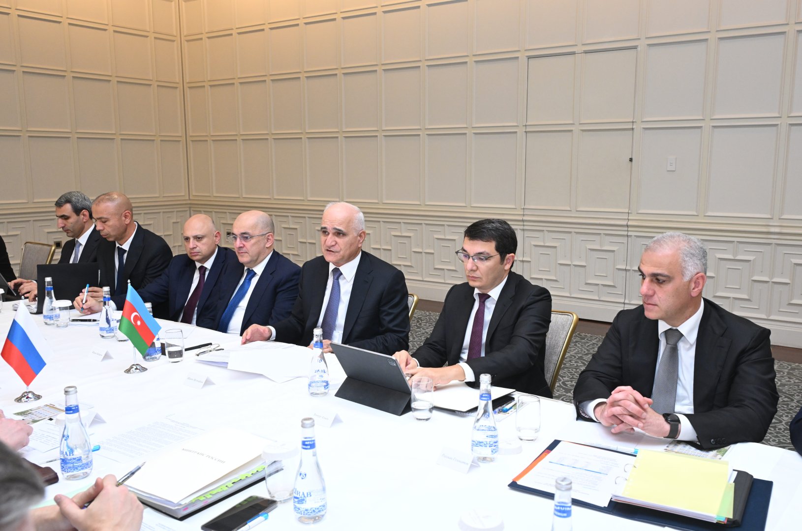Azerbaijan and Russia weigh prospects of economic cooperation (PHOTO)