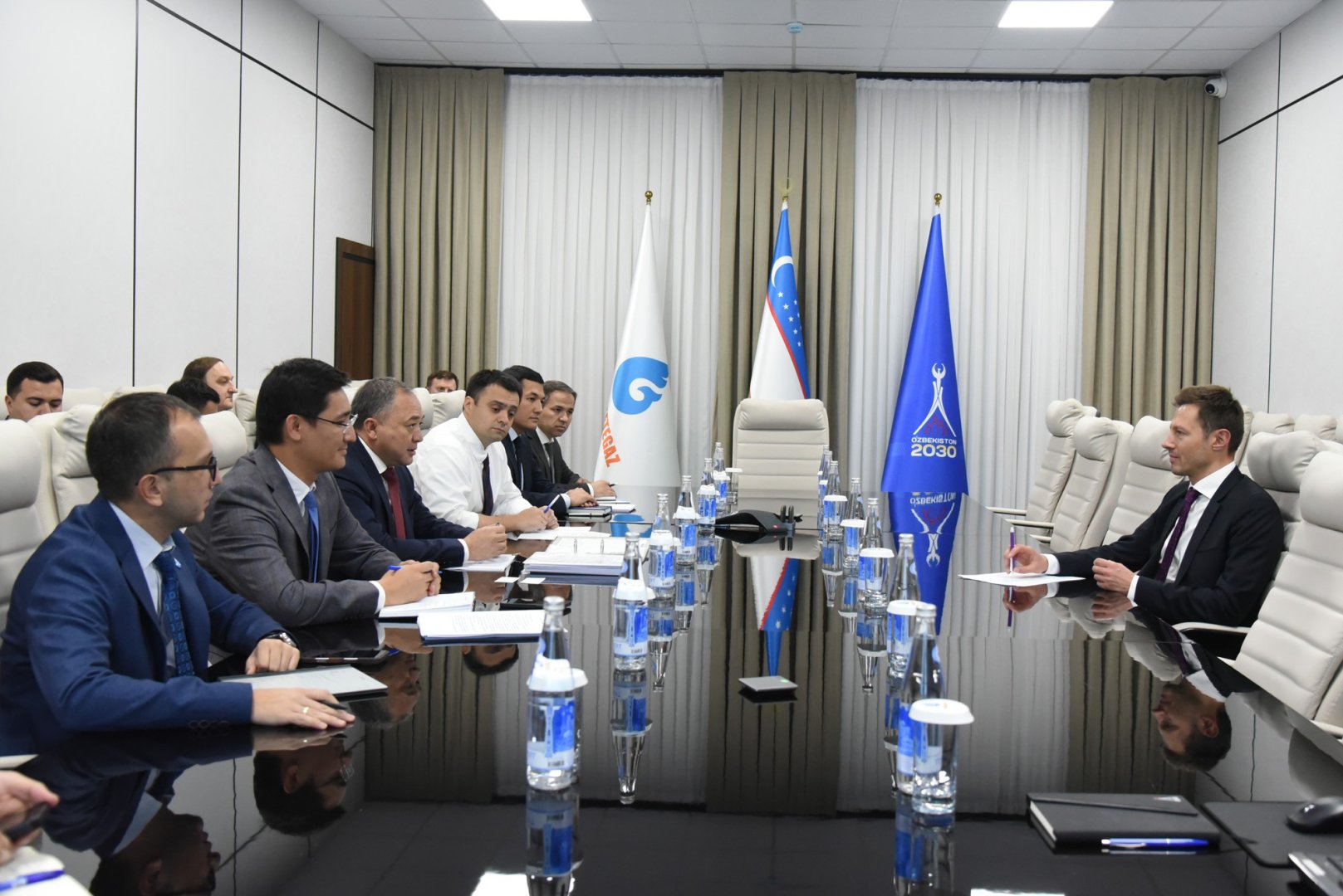 Uzbekneftegaz discusses future strategy and ESG targets with S&P Global Ratings