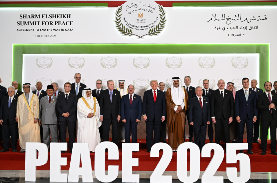 President Ilham Aliyev participates in Middle East Peace Summit (PHOTO/VIDEO)