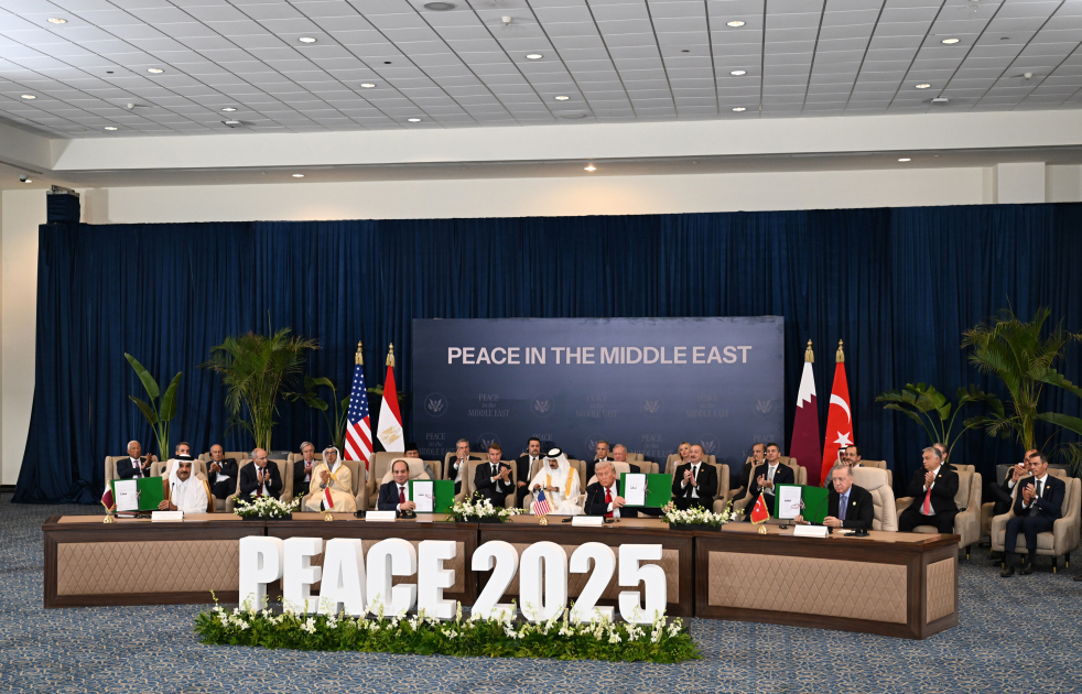 President Ilham Aliyev participates in Middle East Peace Summit (PHOTO/VIDEO)