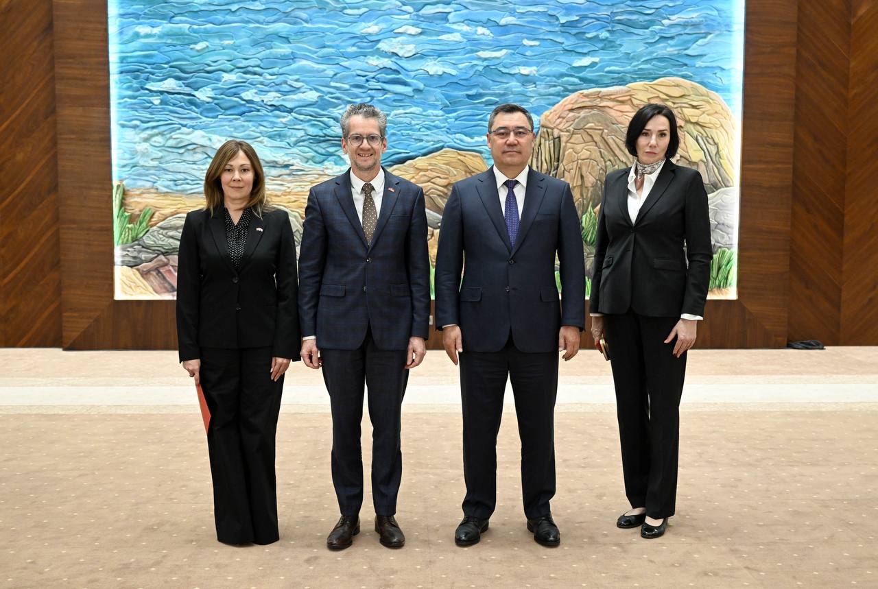 President of Kyrgyzstan and new Swiss ambassador agree to expand trade cooperation