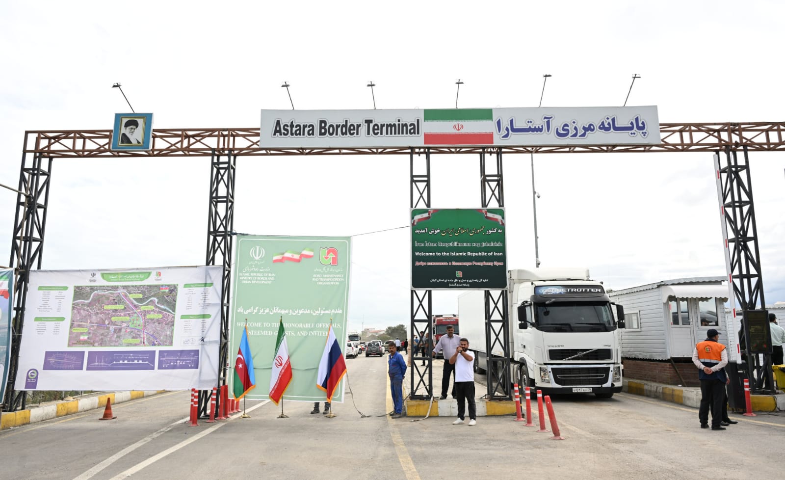 Azerbaijan, Russia, Iran viewing key infrastructure of North-South int'l corridor (PHOTO)