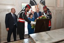 Azerbaijani and Turkish parliament speakers visit Pakistan's Lahore (PHOTO)