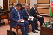 Speaker of Azerbaijani Parliament meets with chairman of Pakistan Senate (PHOTO)