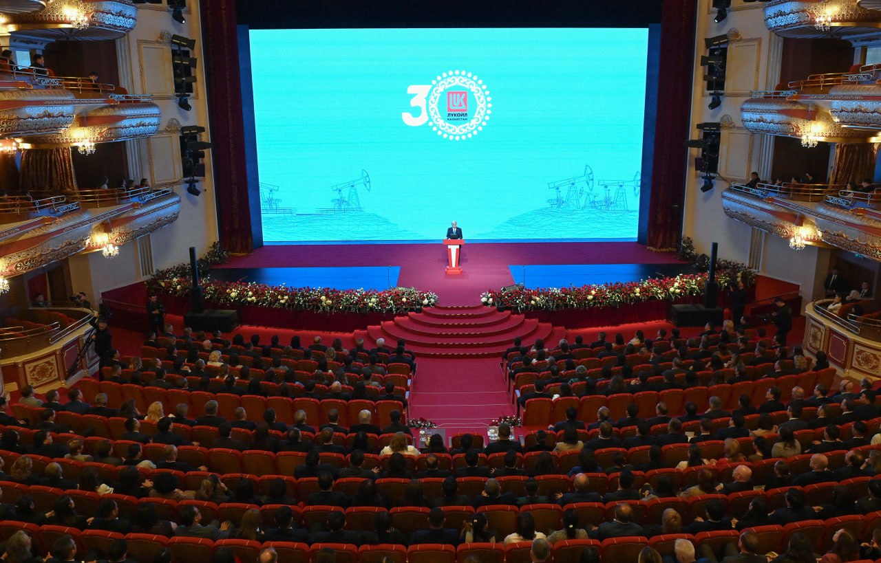 Kazakhstan aims to dig deeper and go digital in oil and gas, Tokayev says