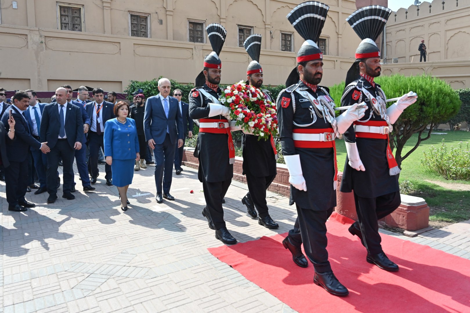 Azerbaijani and Turkish parliament speakers visit Pakistan's Lahore (PHOTO)