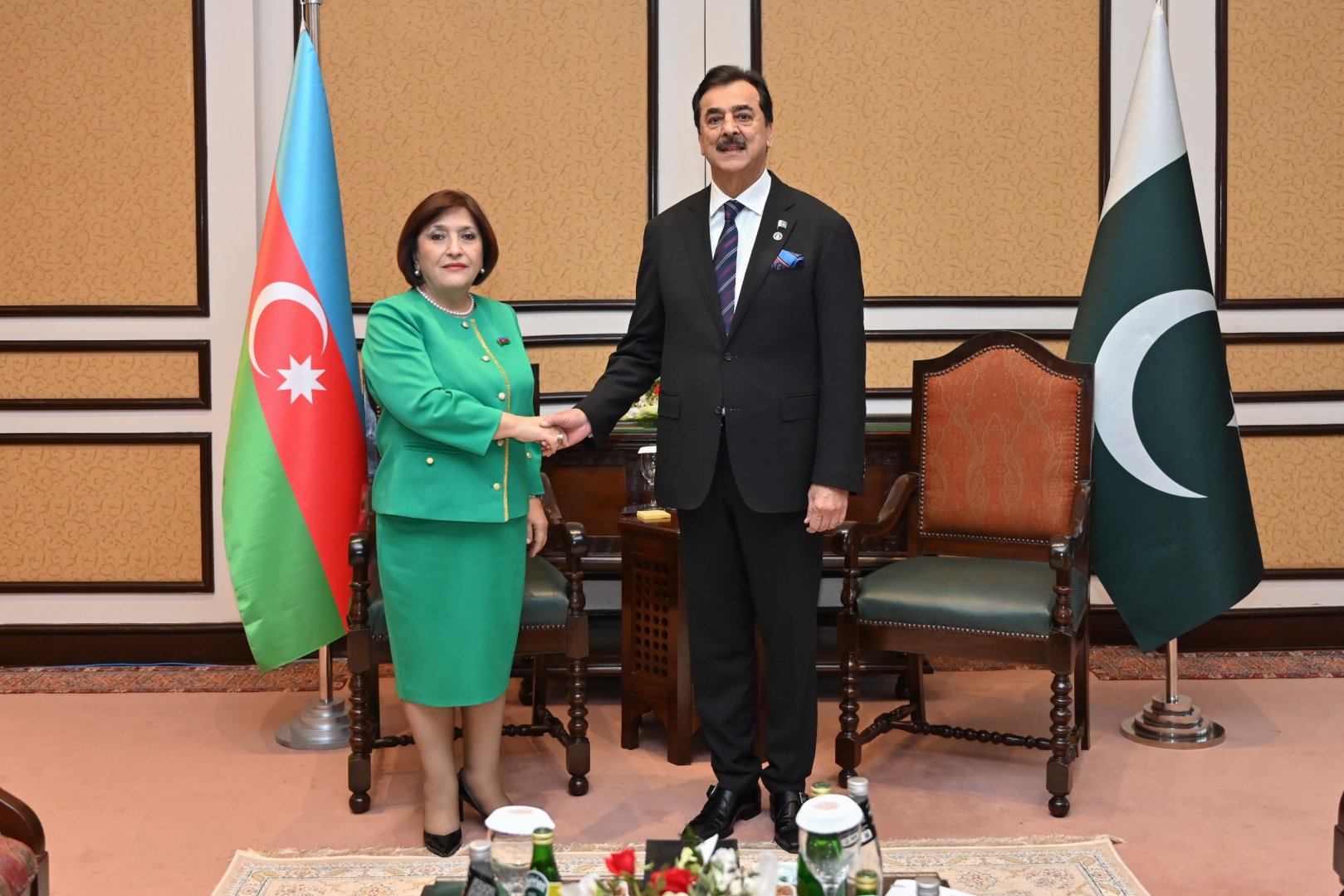 Speaker of Azerbaijani Parliament meets with chairman of Pakistan Senate (PHOTO)