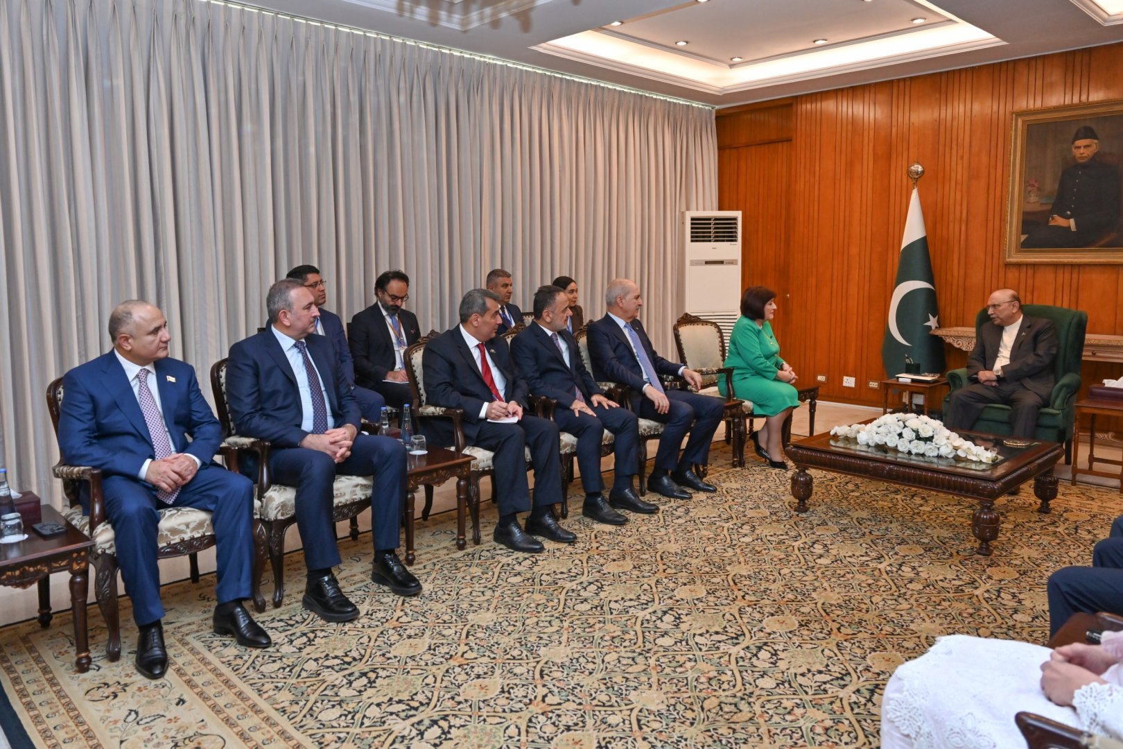 President of Pakistan hosts Speakers of Azerbaijani and Turkish Parliaments (PHOTO)