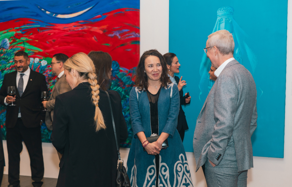 Leyla Aliyeva and Arzu Aliyeva attend opening of MAMA Mother Nature int'l art exhibition in Berlin (PHOTO)