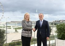 Azerbaijani foreign minister meets with OSCE chairperson-in-office (PHOTO)