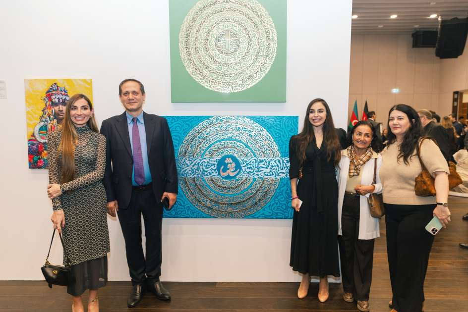 Leyla Aliyeva and Arzu Aliyeva attend opening of MAMA Mother Nature int'l art exhibition in Berlin (PHOTO)
